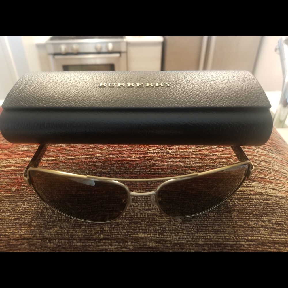 Burberry Sunglasses BE3074 63MM